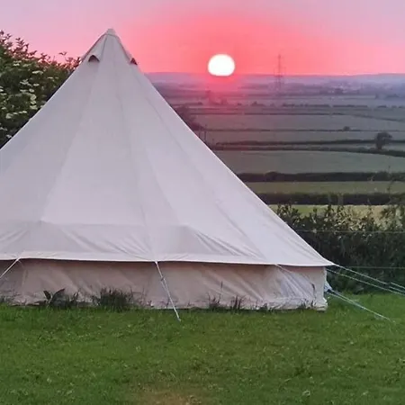 Japanese Tent Secret Garden Glamping Hotel Newark-on-Trent  Exterior photo