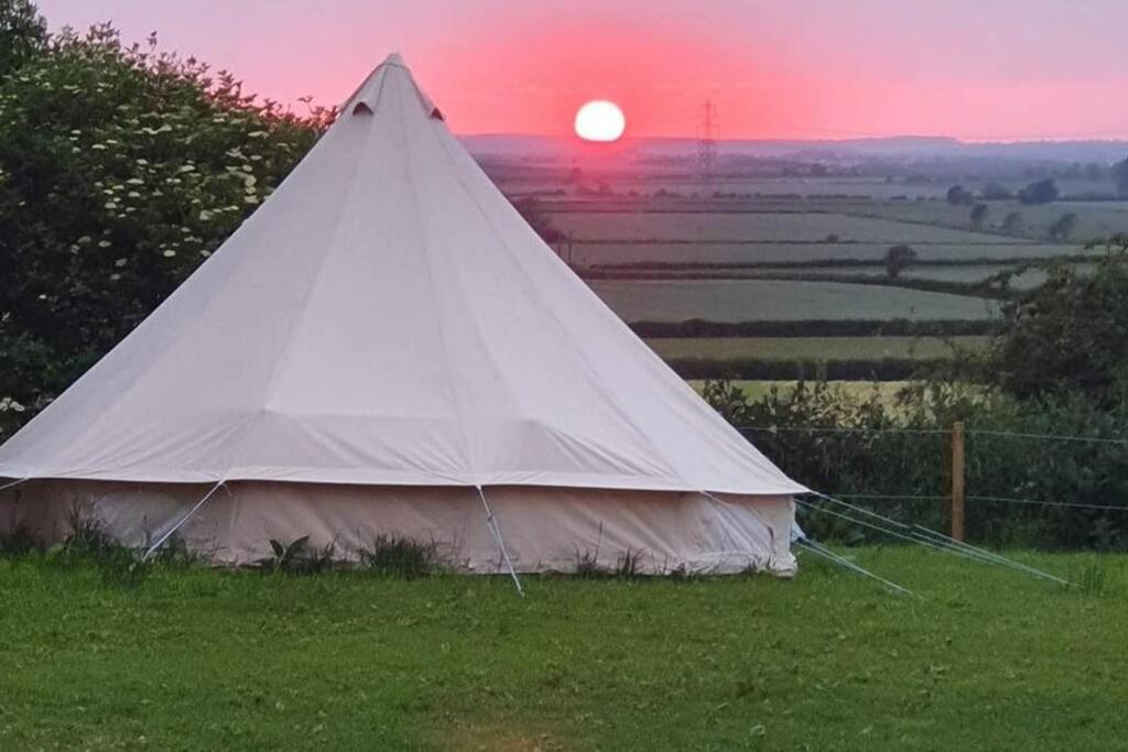 Japanese Tent Secret Garden Glamping